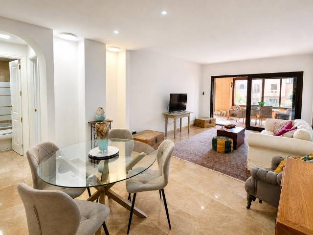 Apartamento en venta en Costa del Sol Occidental, Andalucía