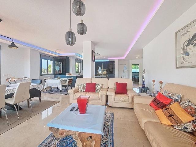 Apartamento en venta en Costa del Sol Occidental, Andalucía