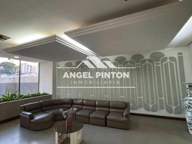 Apartamento en venta en Cacique Mara, Maracaibo