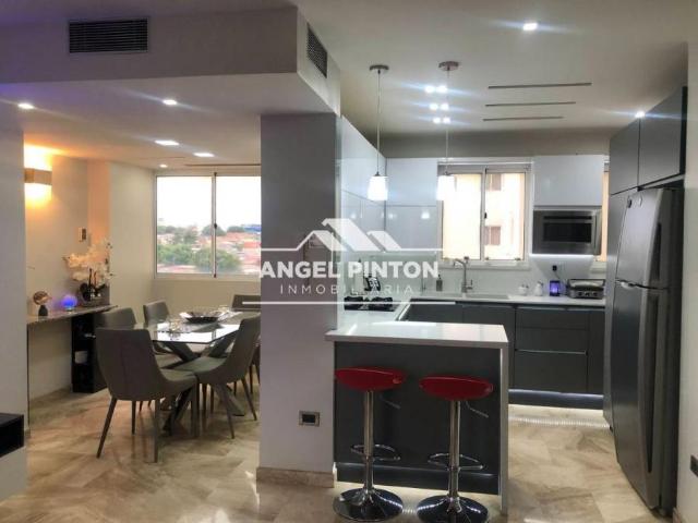 Apartamento en venta en Cacique Mara, Maracaibo