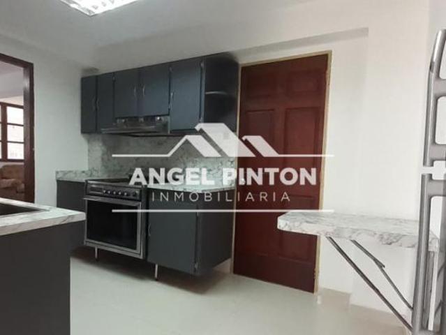 Apartamento en venta en Cacique Mara, Maracaibo