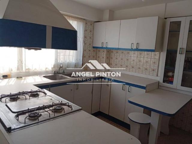 Apartamento en venta en Cacique Mara, Maracaibo