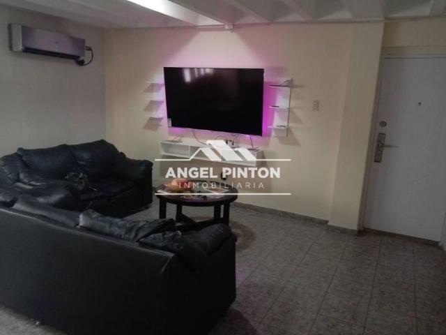 Apartamento en venta en Cacique Mara, Maracaibo