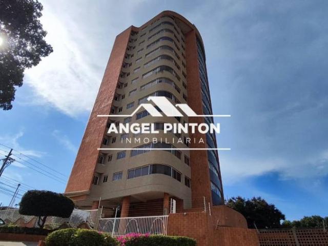 Apartamento en venta en Cacique Mara, Maracaibo