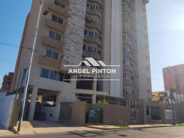 Apartamento en venta en Cacique Mara, Maracaibo