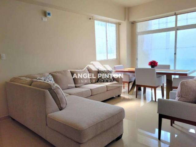 Apartamento en venta en Cacique Mara, Maracaibo