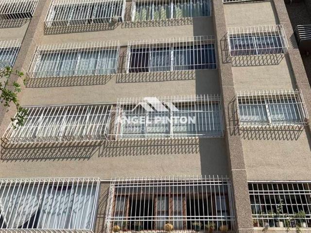 Apartamento en venta en Cacique Mara, Maracaibo