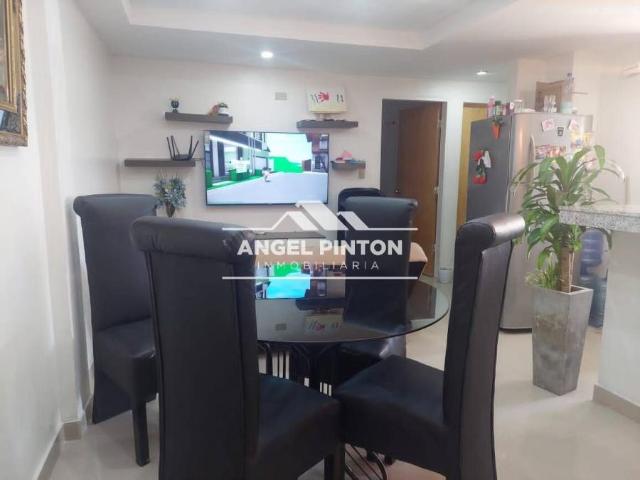 Apartamento en venta en Cacique Mara, Maracaibo