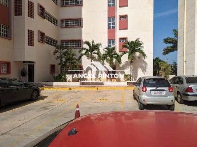 Apartamento en venta en Cacique Mara, Maracaibo