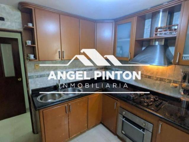 Apartamento en venta en Cacique Mara, Maracaibo