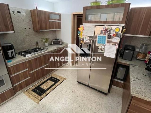 Apartamento en venta en Cacique Mara, Maracaibo