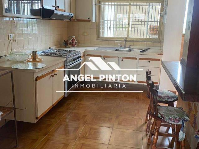 Apartamento en venta en Cacique Mara, Maracaibo