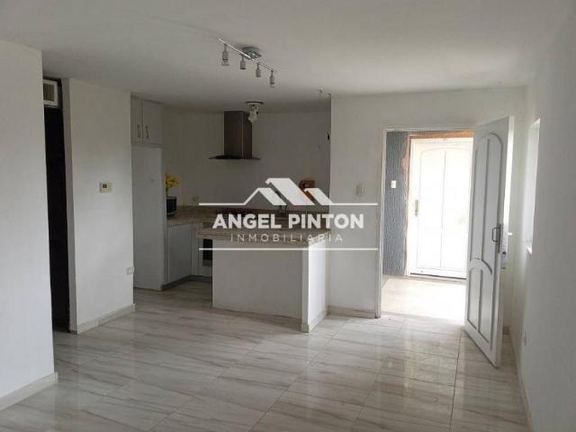 Apartamento en venta en Cacique Mara, Maracaibo