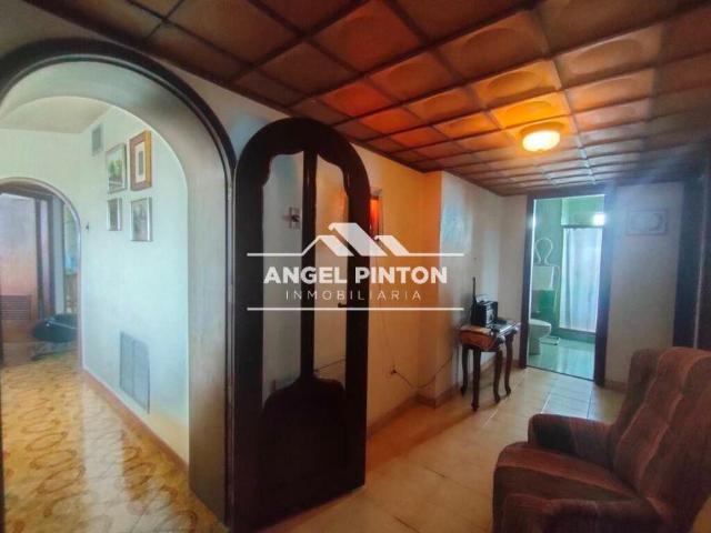 Apartamento en venta en Cacique Mara, Maracaibo