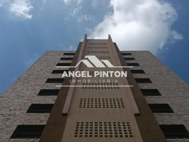 Apartamento en venta en Cacique Mara, Maracaibo
