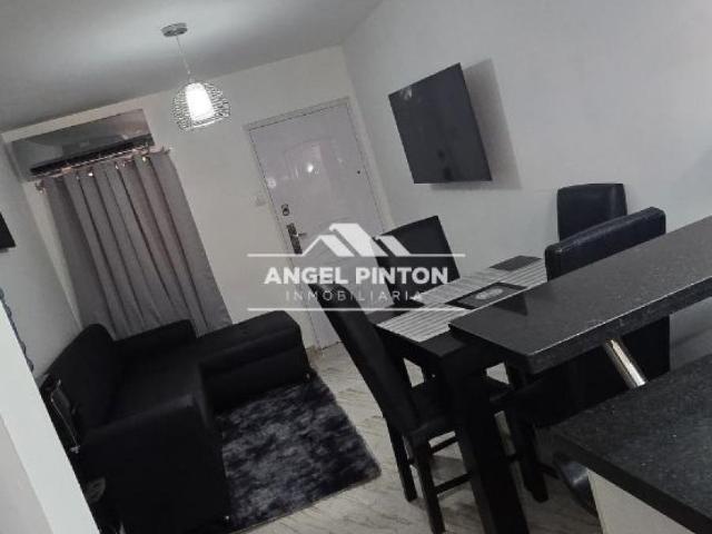Apartamento en venta en Cacique Mara, Maracaibo