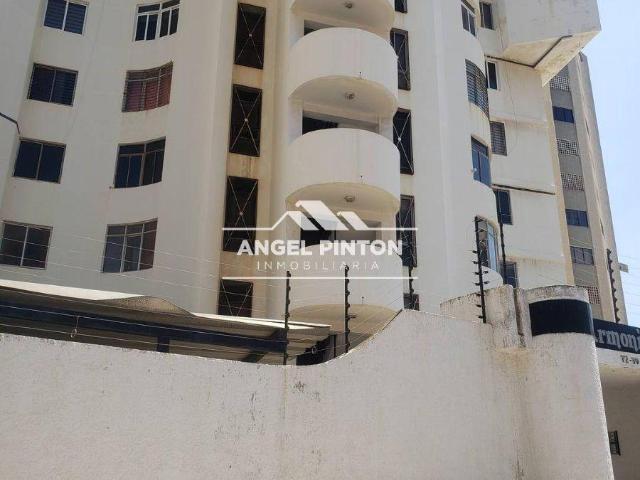 Apartamento en venta en Cacique Mara, Maracaibo