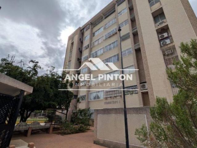 Apartamento en venta en Cacique Mara, Maracaibo