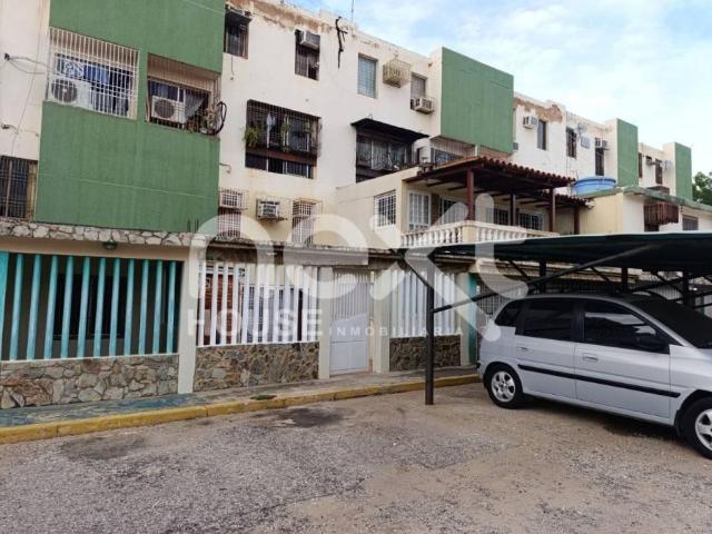 Apartamento en venta en Cacique Mara, Maracaibo