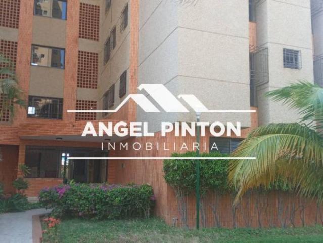 Apartamento en venta en Cacique Mara, Maracaibo