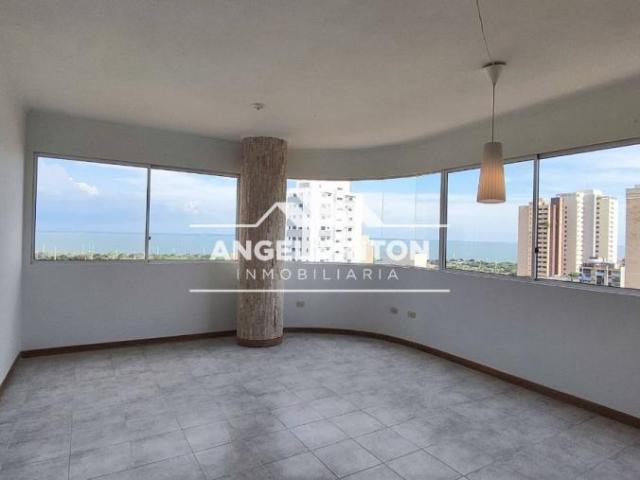 Apartamento en venta en Cacique Mara, Maracaibo