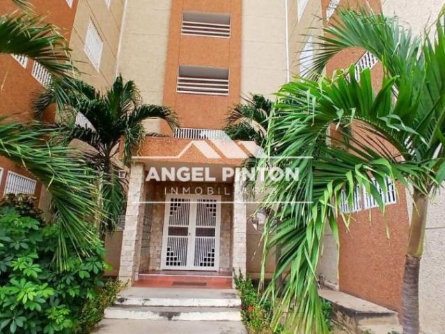 Apartamento en venta en Cacique Mara, Maracaibo