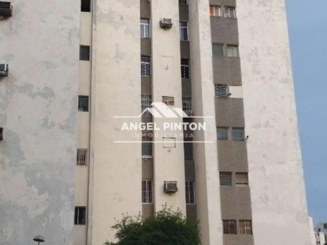 Apartamento en venta en Cacique Mara, Maracaibo
