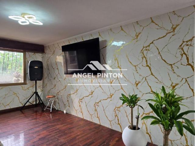 Apartamento en venta en Cacique Mara, Maracaibo