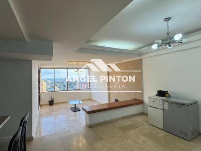 Apartamento en venta en Cacique Mara, Maracaibo