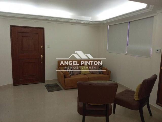 Apartamento en venta en Cacique Mara, Maracaibo