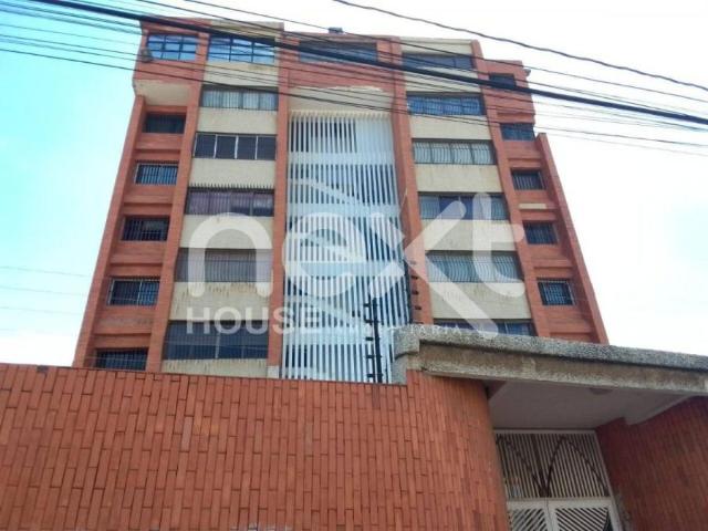 Apartamento en venta en Cacique Mara, Maracaibo