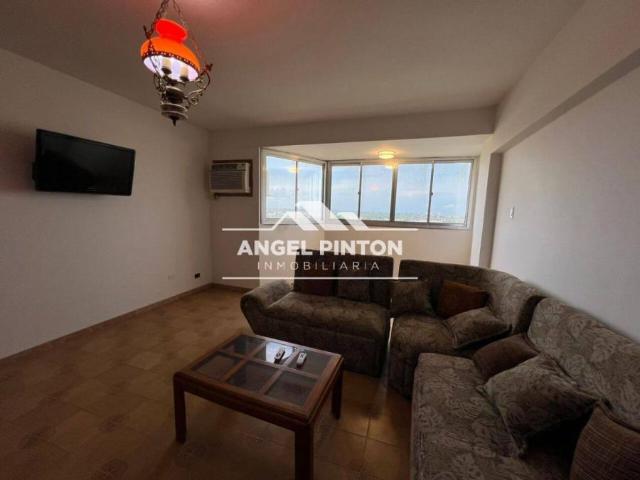 Apartamento en venta en Cacique Mara, Maracaibo