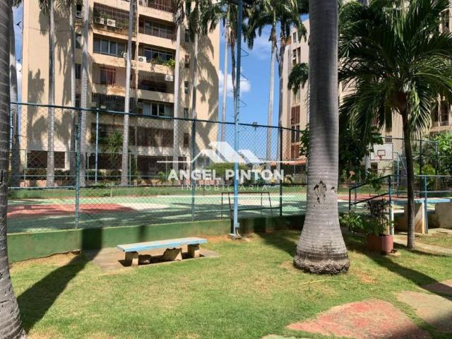 Apartamento en venta en Cacique Mara, Maracaibo