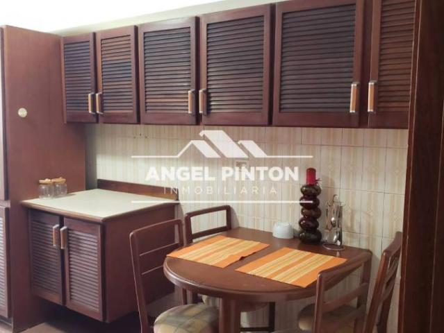 Apartamento en venta en Cacique Mara, Maracaibo