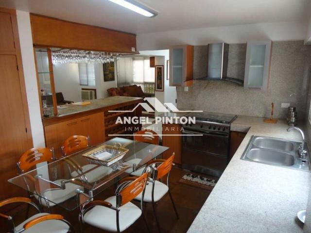 Apartamento en venta en Cacique Mara, Maracaibo