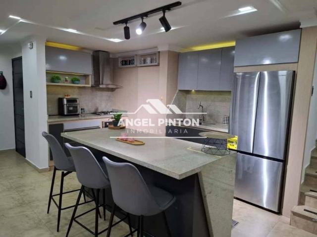 Apartamento en venta en Cacique Mara, Maracaibo