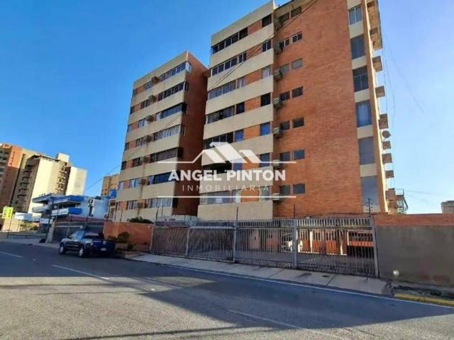 Apartamento en venta en Cacique Mara, Maracaibo