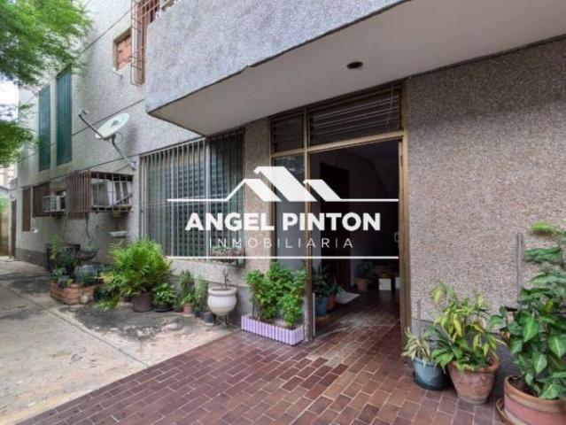 Apartamento en venta en Cacique Mara, Maracaibo
