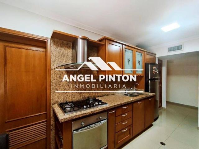Apartamento en venta en Cacique Mara, Maracaibo