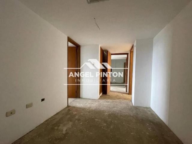 Apartamento en venta en Cacique Mara, Maracaibo