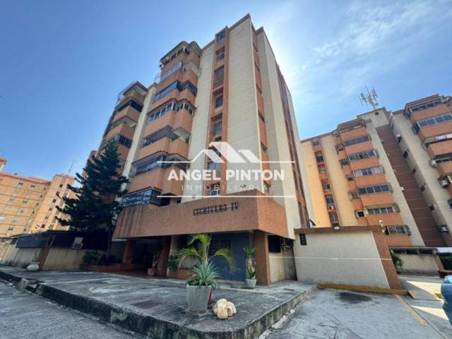 Apartamento en venta en Cacique Mara, Maracaibo