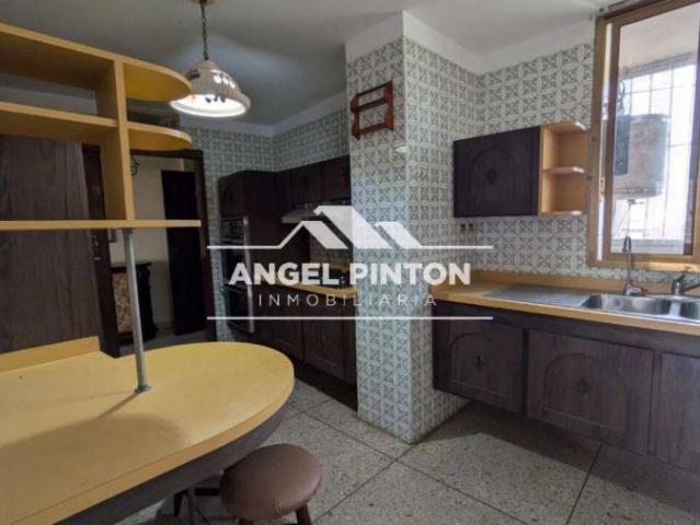 Apartamento en venta en Cacique Mara, Maracaibo