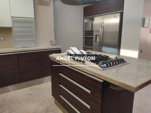 Apartamento en venta en Cacique Mara, Maracaibo