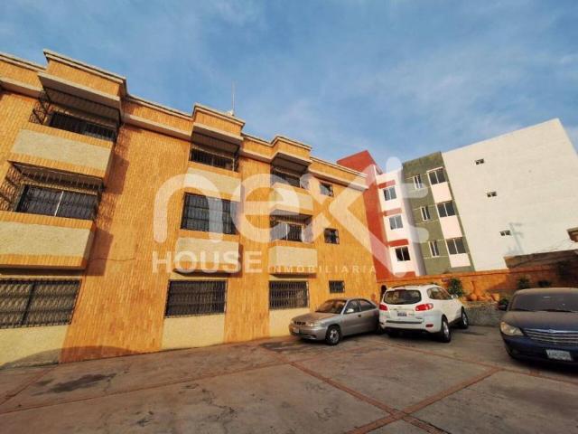 Apartamento en venta en Cacique Mara, Maracaibo