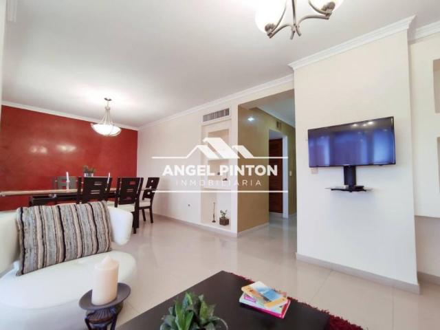 Apartamento en venta en Cacique Mara, Maracaibo