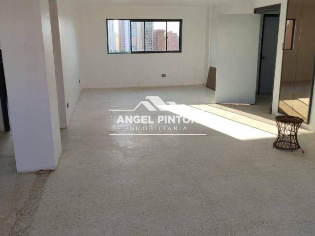 Apartamento en venta en Cacique Mara, Maracaibo