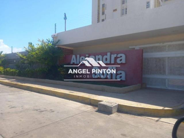 Apartamento en venta en Cacique Mara, Maracaibo