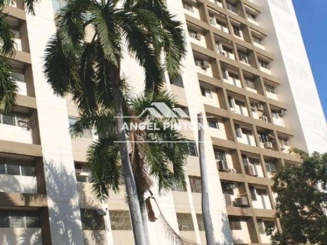 Apartamento en venta en Cacique Mara, Maracaibo