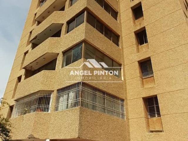 Apartamento en venta en Cacique Mara, Maracaibo