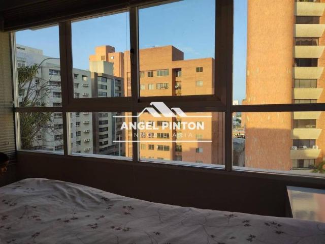 Apartamento en venta en Cacique Mara, Maracaibo
